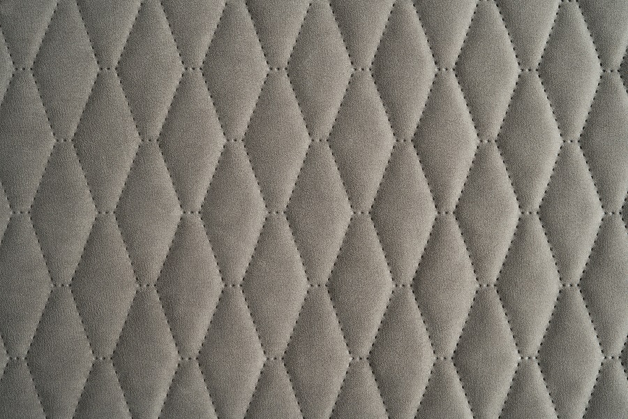Велюр стеганый Uttario Velvet 3D 2975/U6/O100 Платиново-Серый Купить